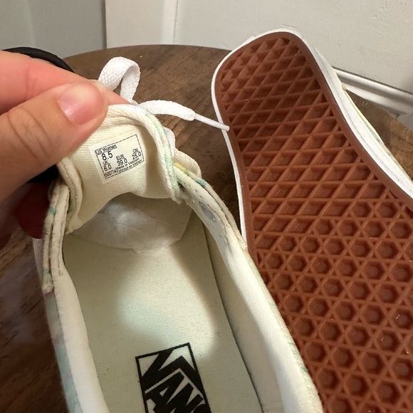 Tie Dye Vans Women 8.5 - Picture 3 of 3